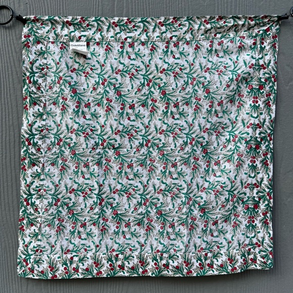 Set of 4 Crate&Barrel Block Printed Napkins - Picture 5 of 10